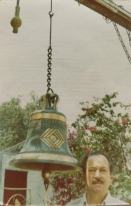 campana bronce                               