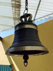 campana bronce                          