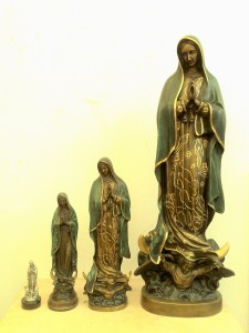 Escultura Virgen de Guadalupe       