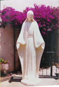 Virgen Maria           