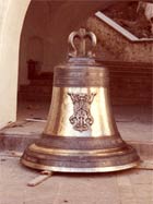 campana bronce                                 